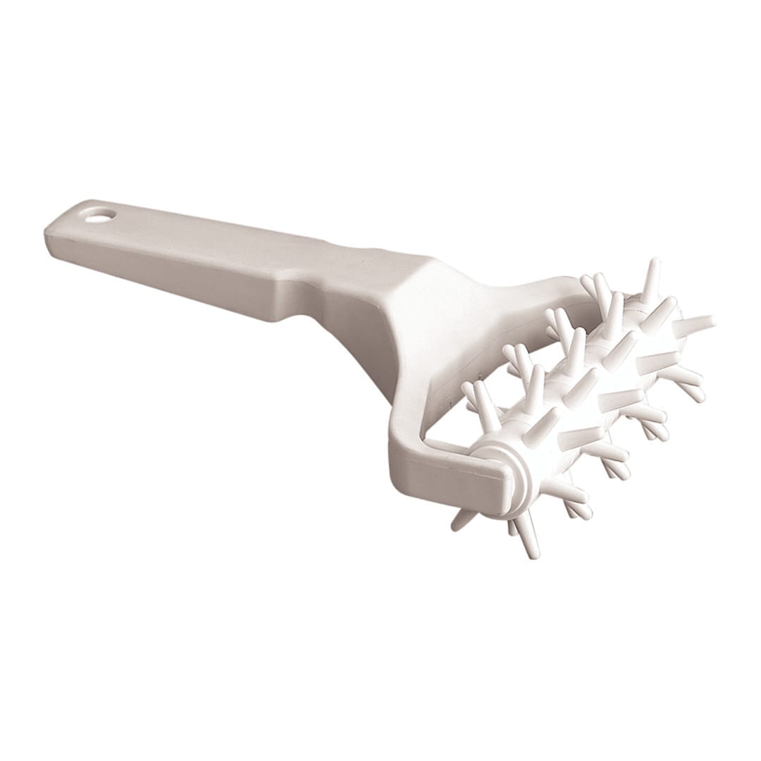 Darling Foodservice HD 5-1/2" Plastic Roller Dough Docker