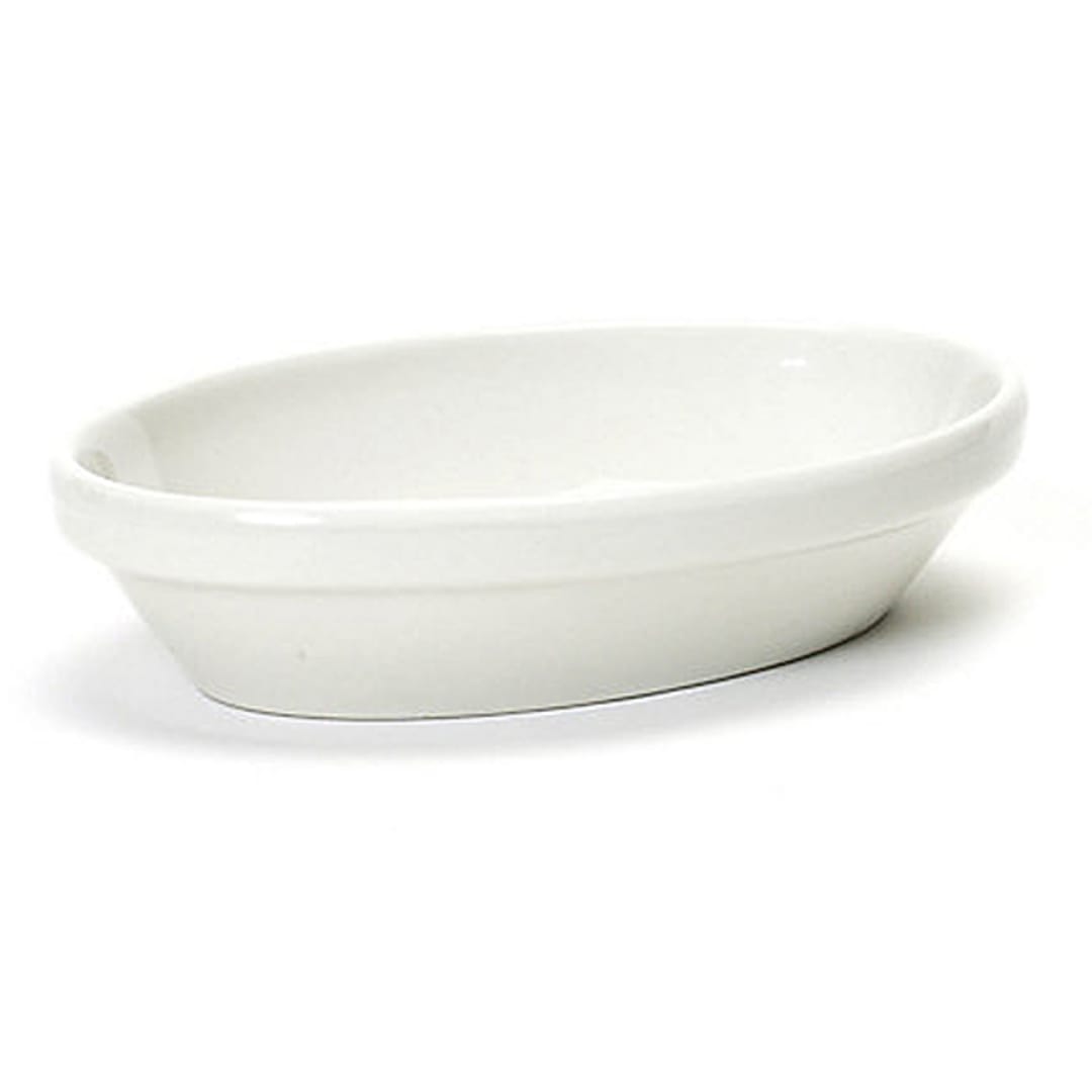 Tuxton BEK-0803 8 Oz. Eggshell Oval Nesting Baker