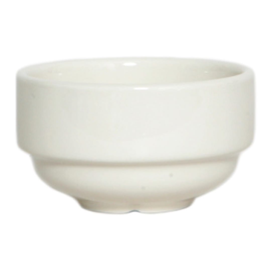 Tuxton BEB-080 8 Oz. Eggshell Stackable Soup Cup