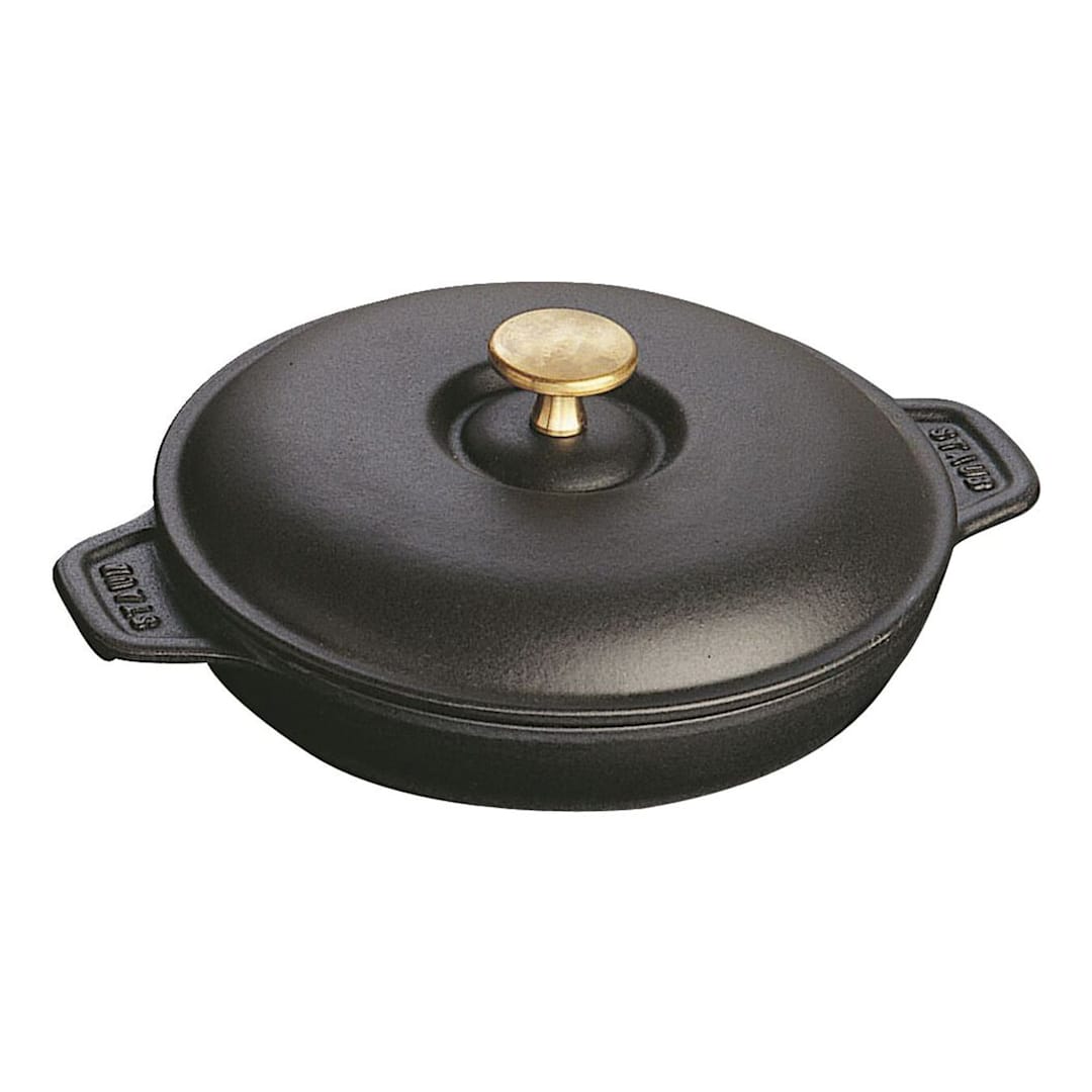 Staub USA 1332025 Black Matte Cast Iron .75 Qt Round Hot Plate w/ Lid