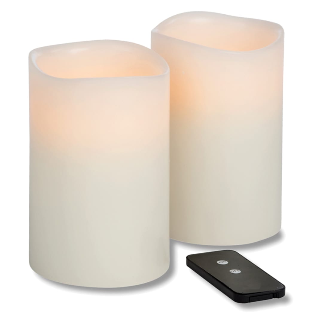 Hollowick WP46ITR TruFlame 4" x 6" LED Wax Pillar - 2 / CS
