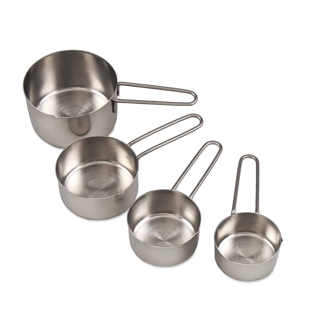 Browne Foodservice 746106 4 Pc S/S Measuring Cup Set with Wire Handle