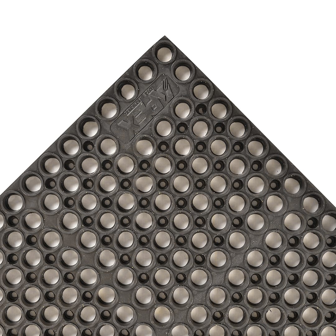 Notrax 182-998 Medium Black 39 x 29-1/4" San-Eze® Floor Mat