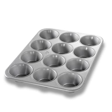 Chicago Metallic 43695 Glazed 12-Cavity Pecan Roll / Large Muffin Pan