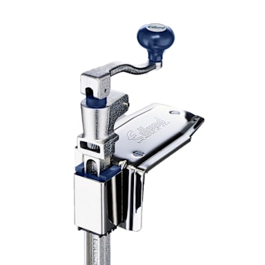 Edlund 2 "Old Reliable" ™ #2 Manual Can Opener with Plated Steel Base