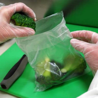 DayMark 110208 10" x 8½" Clear Portion Bag - 2000 / BX