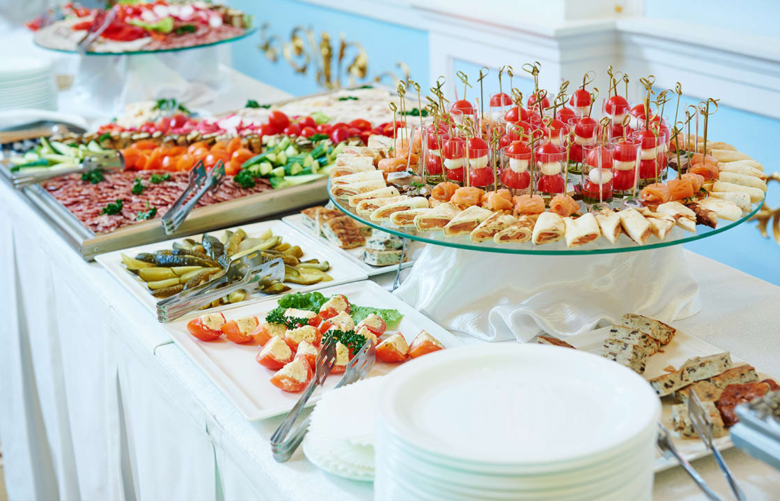 Inspiration: Affordable Disposable Catering
