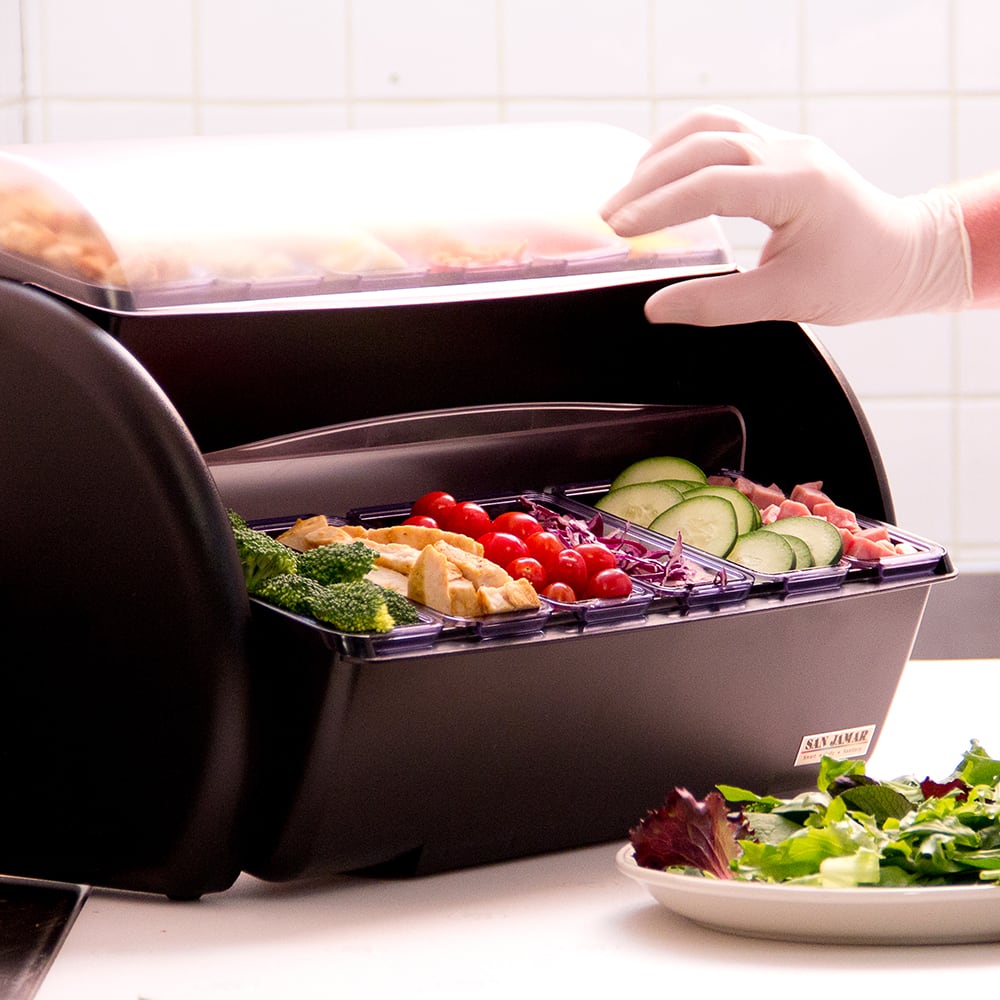 San Jamar The Dome® Black Garnish Center