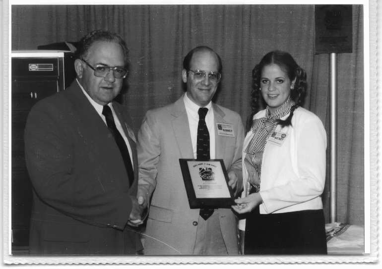 cento bar, bartender serving drinks
