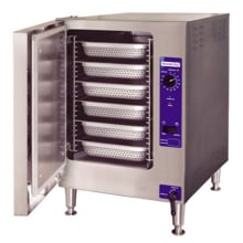 This SteamChef&trade; 6 convection steamer has the KleanShield&trade; technology that removes condensate waste from the cooking compartment and helps prevents contamination of the reservoir water.